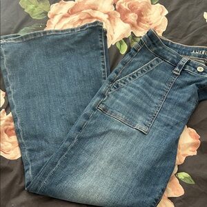 American Eagle SUPER HIGH-RISE flare 10